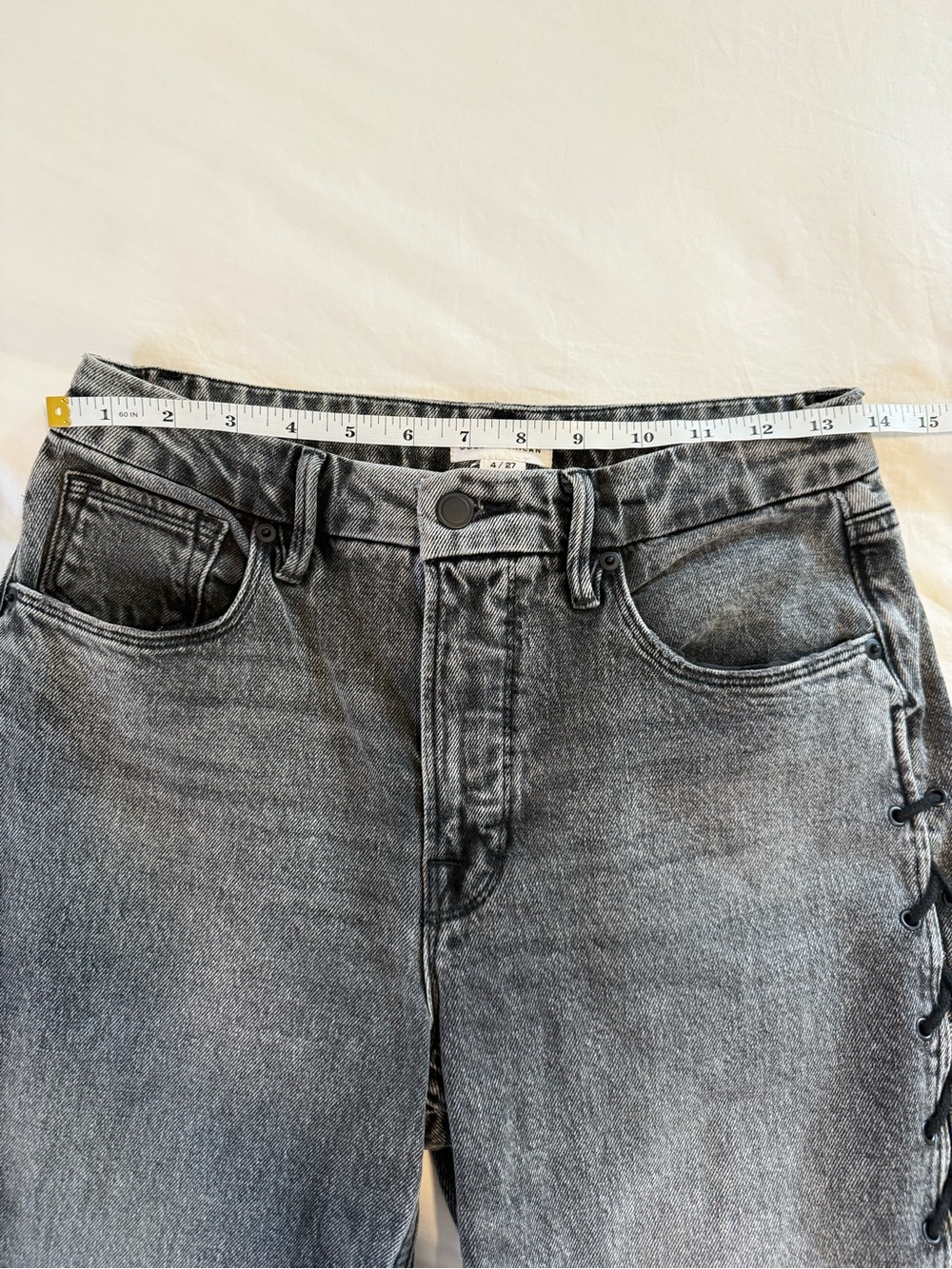Good American | Good Icon Lace-Up Jeans, size 4 - Picture 9 of 11